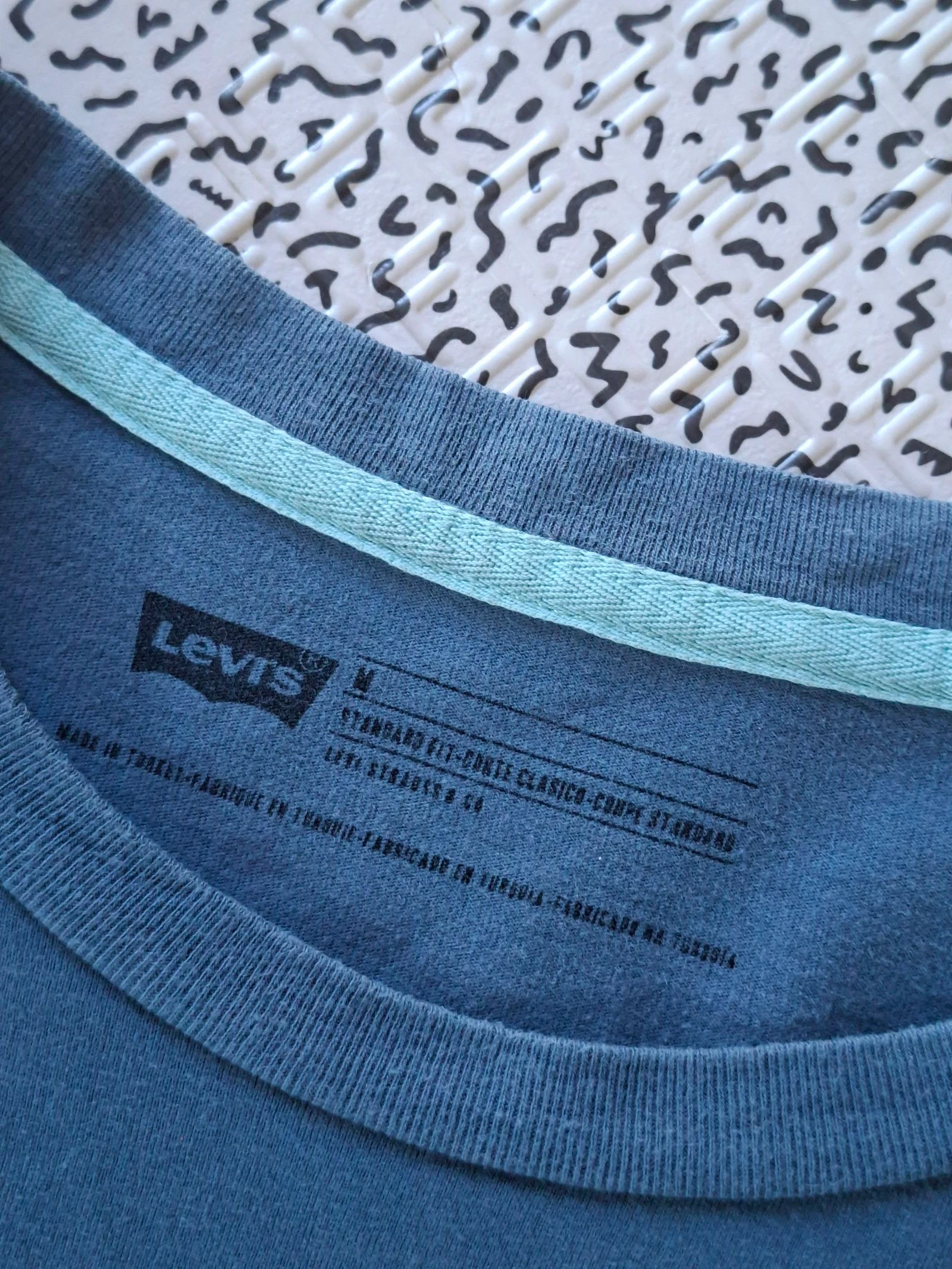 Camiseta Levi's azul con logo Batwing para hombre talla M 100% algodón – photo 5